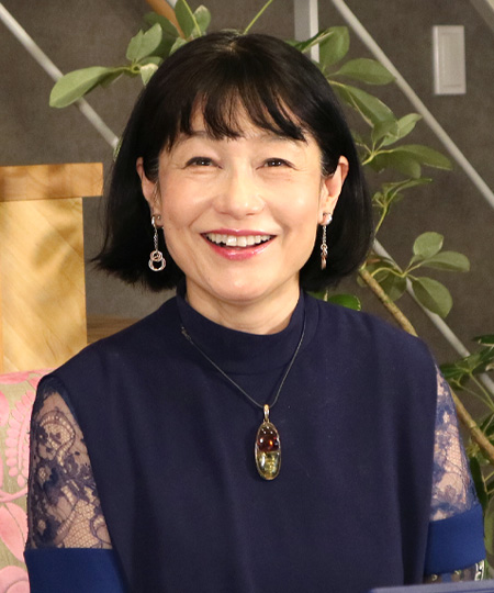 河添 恵子